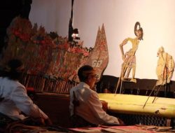 Pagelaran Wayang Kulit Lakon Wahyu Makutharama Meriahkan Malam Resepsi HUT ke-24 Kota Batu